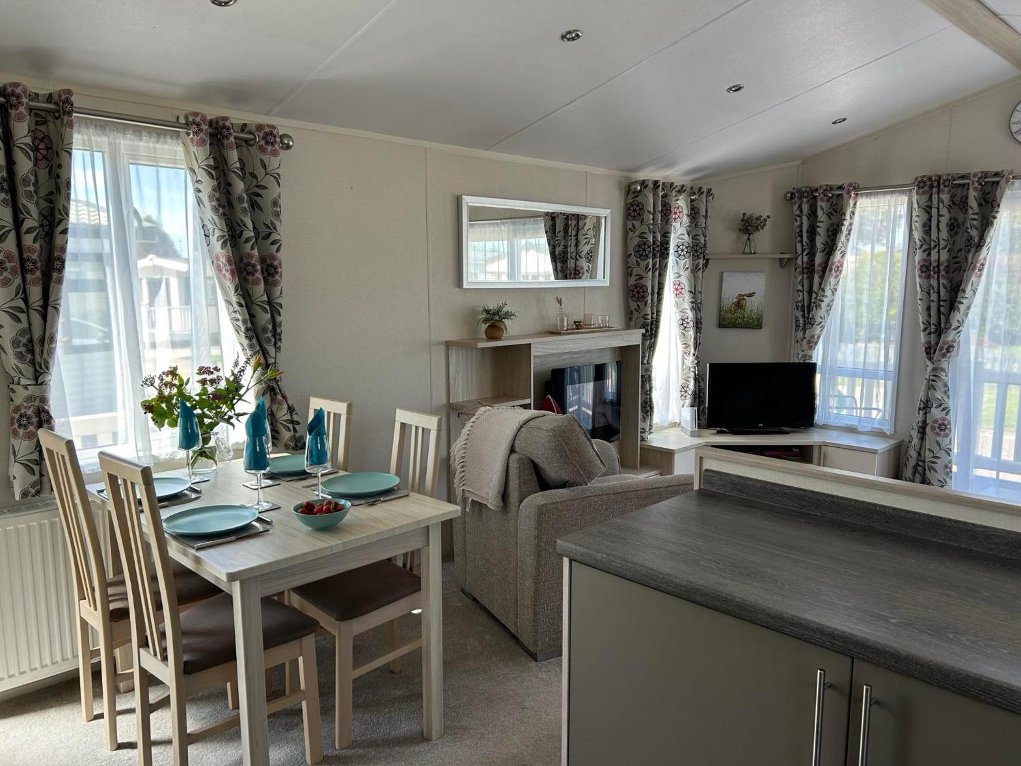 Hares Haven Pet Friendly Sleeps 6 Villa Kingston upon Hull Eksteriør bilde